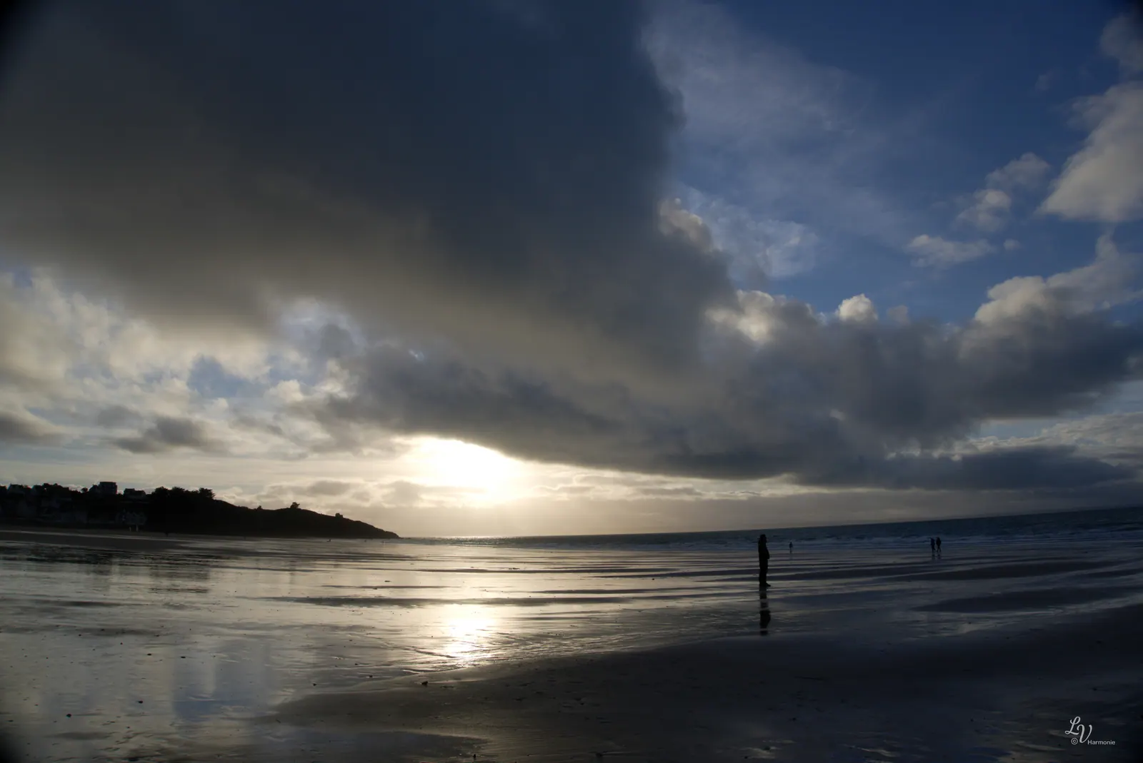 Reflet entre ciel et mer